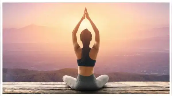 7 Yoga Asanas That Burn Maximum Calories – The Fat-Burning Flow